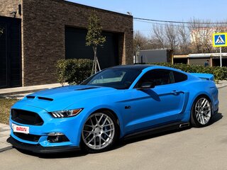 2017 Ford Mustang VI, голубой, 4200000 рублей, вид 1