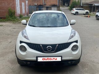 2014 Nissan Juke I Рестайлинг, белый, 1100000 рублей, вид 3