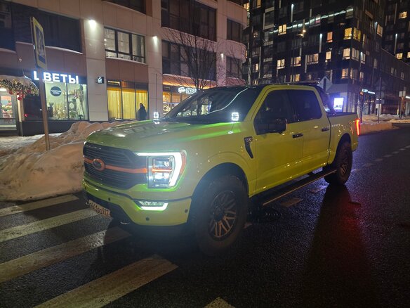 2021 Ford F-150 XIV, зелёный, 6700000 рублей - вид 1