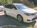 2017 Chrysler Pacifica RU, белый, 2590000 рублей - вид 2