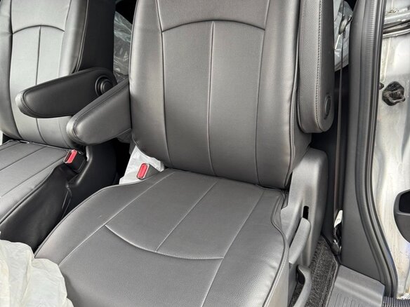2021 Honda Stepwgn Spada V Рестайлинг, серебристый, 2270070 рублей - вид 17