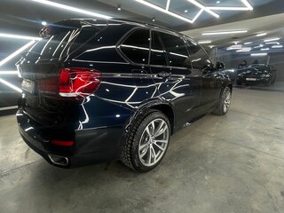 2017 BMW X5 30d III (F15), чёрный, 5499999 рублей, вид 3