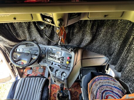 2000 Freightliner Columbia, синий, 2200000 рублей, вид 5