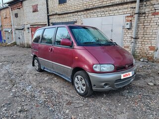 2000 Nissan Serena I (C23), красный, 200000 рублей, вид 1
