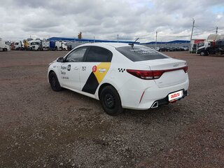 2022 Kia Rio IV Рестайлинг, белый, 1041600 рублей, вид 4