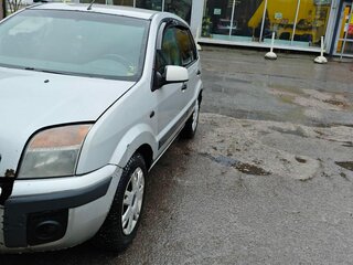 2007 Ford Fusion I Рестайлинг, серебристый, 200000 рублей, вид 2