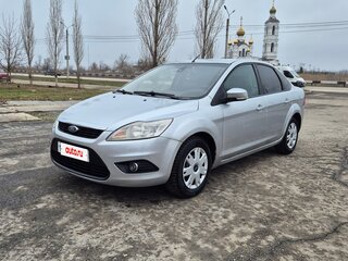 2008 Ford Focus II Рестайлинг, серебристый, 550000 рублей, вид 1