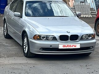 2001 BMW 5 серии 525i IV (E39) Рестайлинг, серебристый, 790000 рублей, вид 1