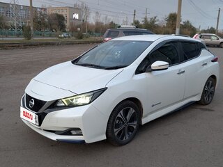 2021 Nissan Leaf II (ZE1), белый, 2200000 рублей, вид 3