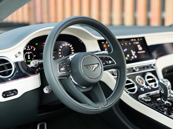 2025 Bentley Continental GT Speed IV, зелёный - вид 28