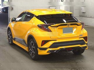 2018 Toyota C-HR I, жёлтый, 2200000 рублей, вид 4