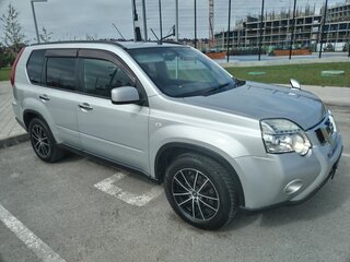 2011 Nissan X-Trail II Рестайлинг, серебристый, 1110000 рублей, вид 2