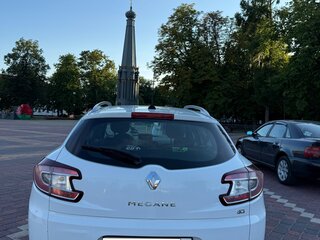 2014 Renault Megane III Рестайлинг 2, белый, 900000 рублей, вид 5