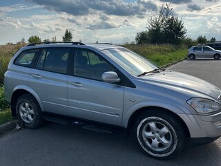 2010 SsangYong Kyron 5-speed I Рестайлинг, серебристый, 700000 рублей, вид 3