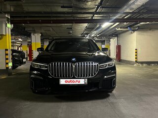 2019 BMW 7 серии 740i VI (G11/G12) Рестайлинг, чёрный, 5100000 рублей, вид 3