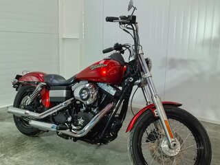 2010 Harley-Davidson Street Bob, красный, 749000 рублей, вид 5