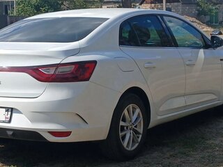 2018 Renault Megane IV, белый, 1500000 рублей, вид 4