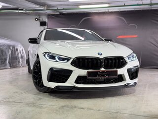 2019 BMW M8 Competition I (F91/F92/F93), белый, 10690000 рублей, вид 5