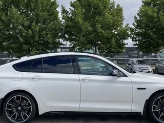 2014 BMW 5 серии Gran Turismo 535i xDrive VI (F10/F11/F07) Рестайлинг, белый, 2000000 рублей, вид 4