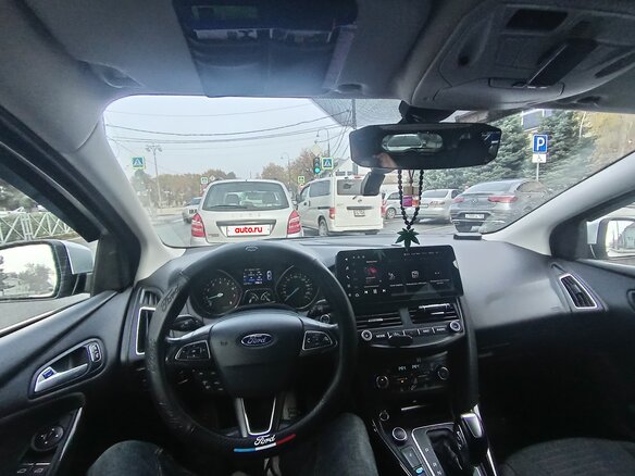 2017 Ford Focus III Рестайлинг, серебристый, 1250000 рублей - вид 13