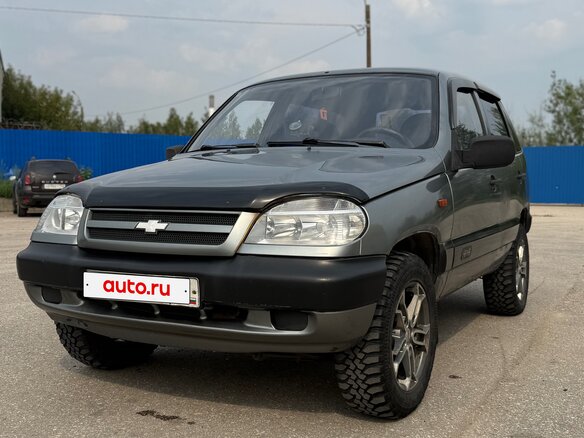 2007 Chevrolet Niva I, серый, 240000 рублей