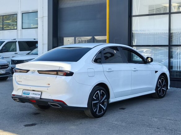2023 Kaiyi E5, белый, 950000 рублей - вид 4