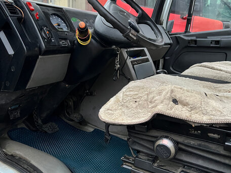 2006 Mercedes-Benz Vario, белый, 780000 рублей, вид 5