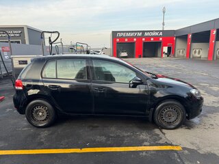 2011 Volkswagen Golf VI, чёрный, 649999 рублей, вид 5