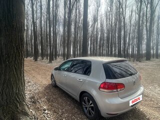 2011 Volkswagen Golf VI, серебристый, 550000 рублей, вид 5