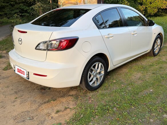 2013 Mazda 3 II (BL) Рестайлинг, белый - вид 4
