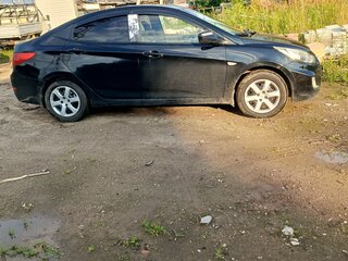 2012 Hyundai Solaris I, чёрный, 380000 рублей, вид 2