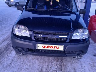 2011 Chevrolet Niva I Рестайлинг, синий, 700000 рублей, вид 1