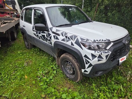 Lada (ВАЗ) Niva Travel I