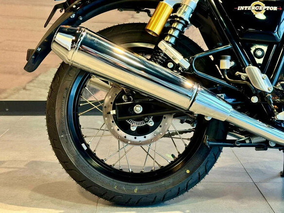 2025 Royal Enfield Interceptor 650, зелёный, 680000 рублей - вид 4
