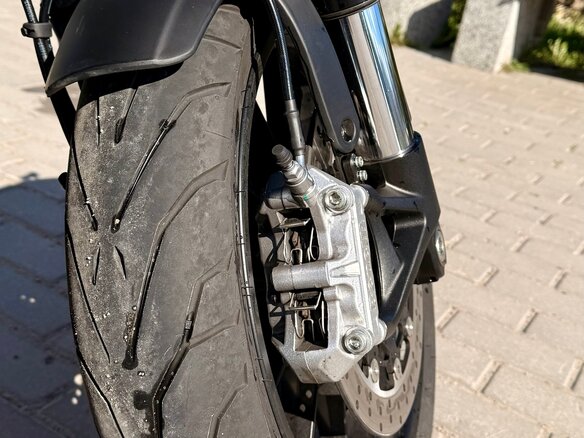 2025 Benelli Leoncino 500, чёрный, 455000 рублей - вид 8