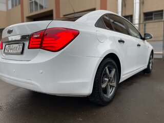 2011 Chevrolet Cruze I, белый, 815000 рублей, вид 4