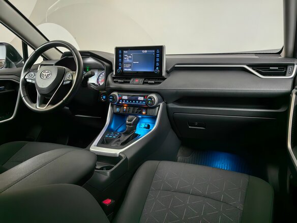 2020 Toyota RAV4 V (XA50), белый - вид 6