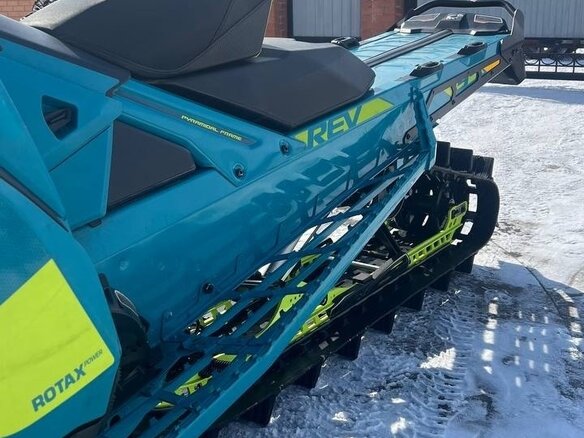 2019 BRP Ski-Doo Summit 850, зелёный, 1300000 рублей - вид 2