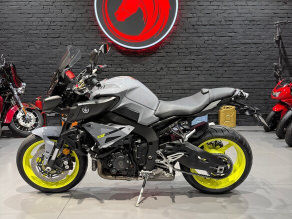 2017 Yamaha MT-10, серый, 995000 рублей - вид 9