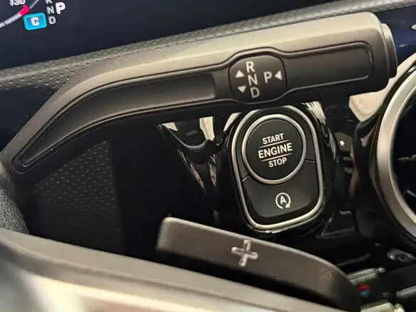2023 Mercedes-Benz A-Класс 180 Long IV (W177) Рестайлинг, белый, 2000001 рублей - вид 21