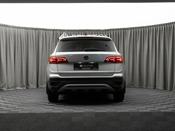 2021 Volkswagen Taos I, серебристый, 2745000 рублей - вид 5