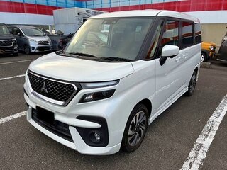 2023 Mitsubishi Delica D:2 Custom III, белый, 1246000 рублей, вид 2