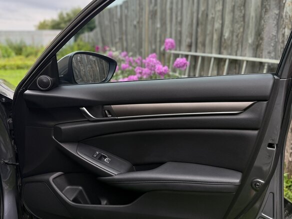 2020 Honda Accord X, серый, 2100000 рублей - вид 12