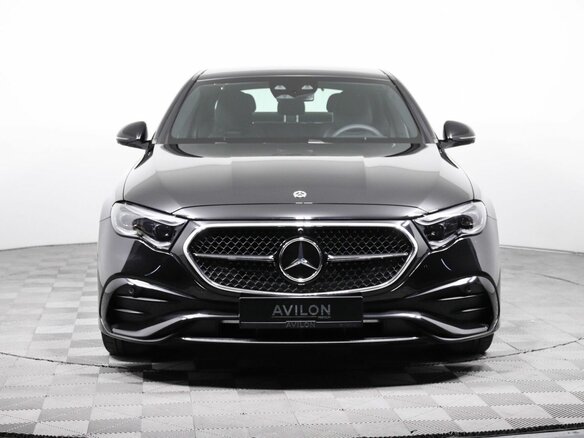 2026 Mercedes-Benz E-Класс 300 VI (W214, S214), чёрный - вид 2