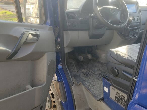 2010 Mercedes-Benz Sprinter, синий, 1700000 рублей - вид 9