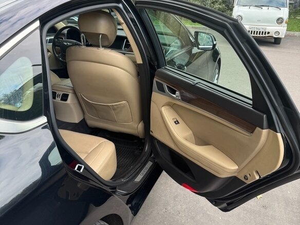 2014 Hyundai Genesis II, чёрный - вид 19