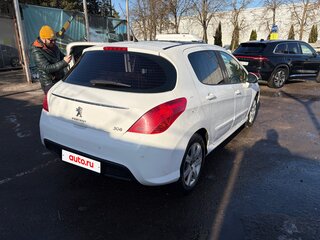 2012 Peugeot 308 I Рестайлинг, белый, 600000 рублей, вид 3