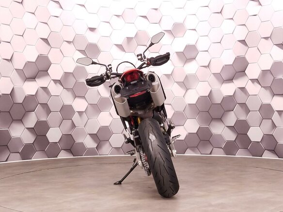 2024 Ducati Hypermotard, красный - вид 5