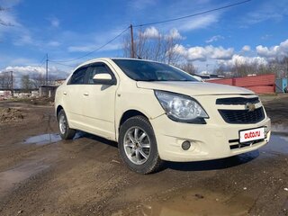 2013 Chevrolet Cobalt II, бежевый, 380000 рублей, вид 3
