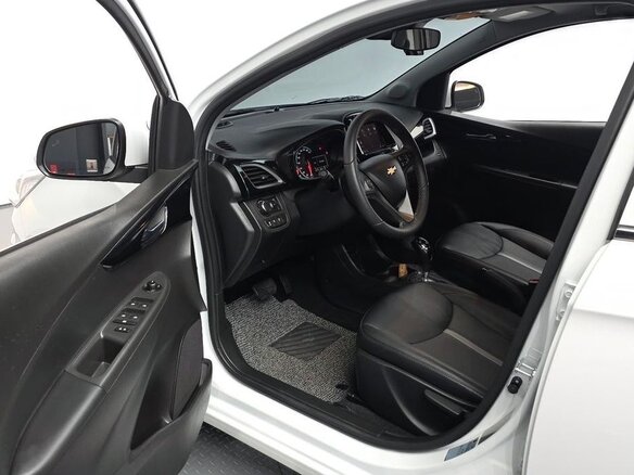 2022 Chevrolet Spark IV Рестайлинг, белый - вид 5